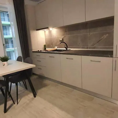 Seaview Studio Alezzy Apartment *
